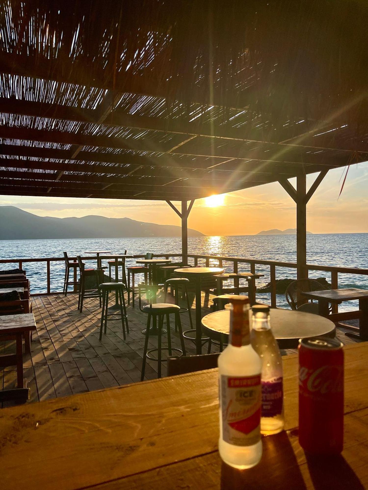 Envi Hotel Vlorë Eksteriør billede