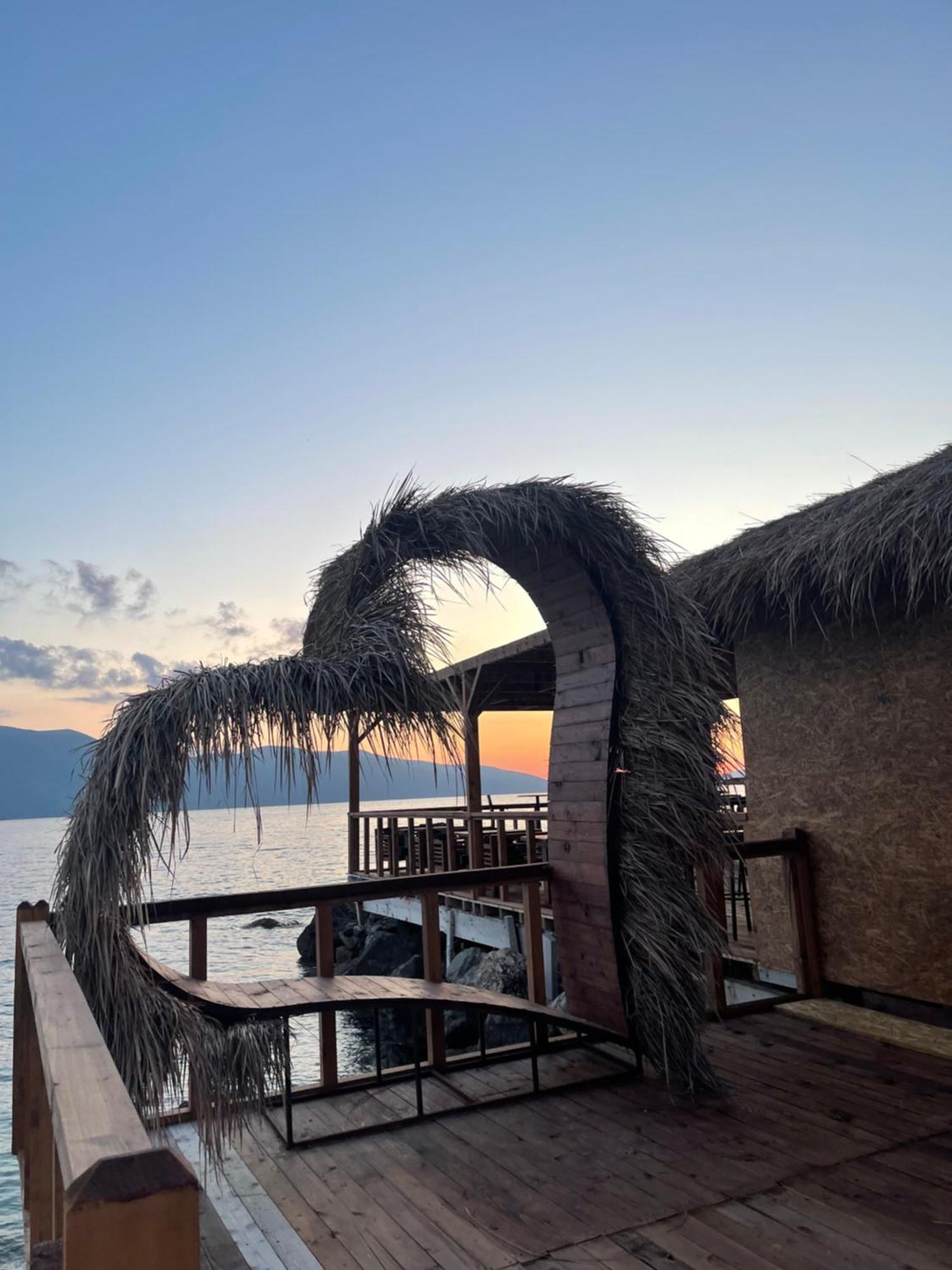 Envi Hotel Vlorë Eksteriør billede