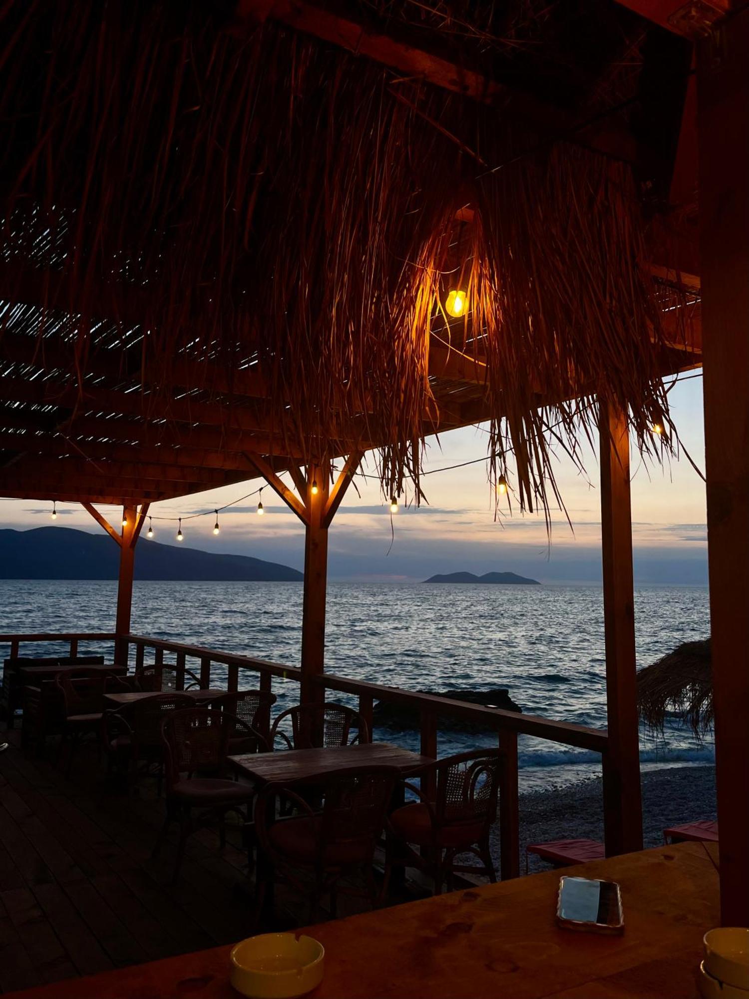 Envi Hotel Vlorë Eksteriør billede