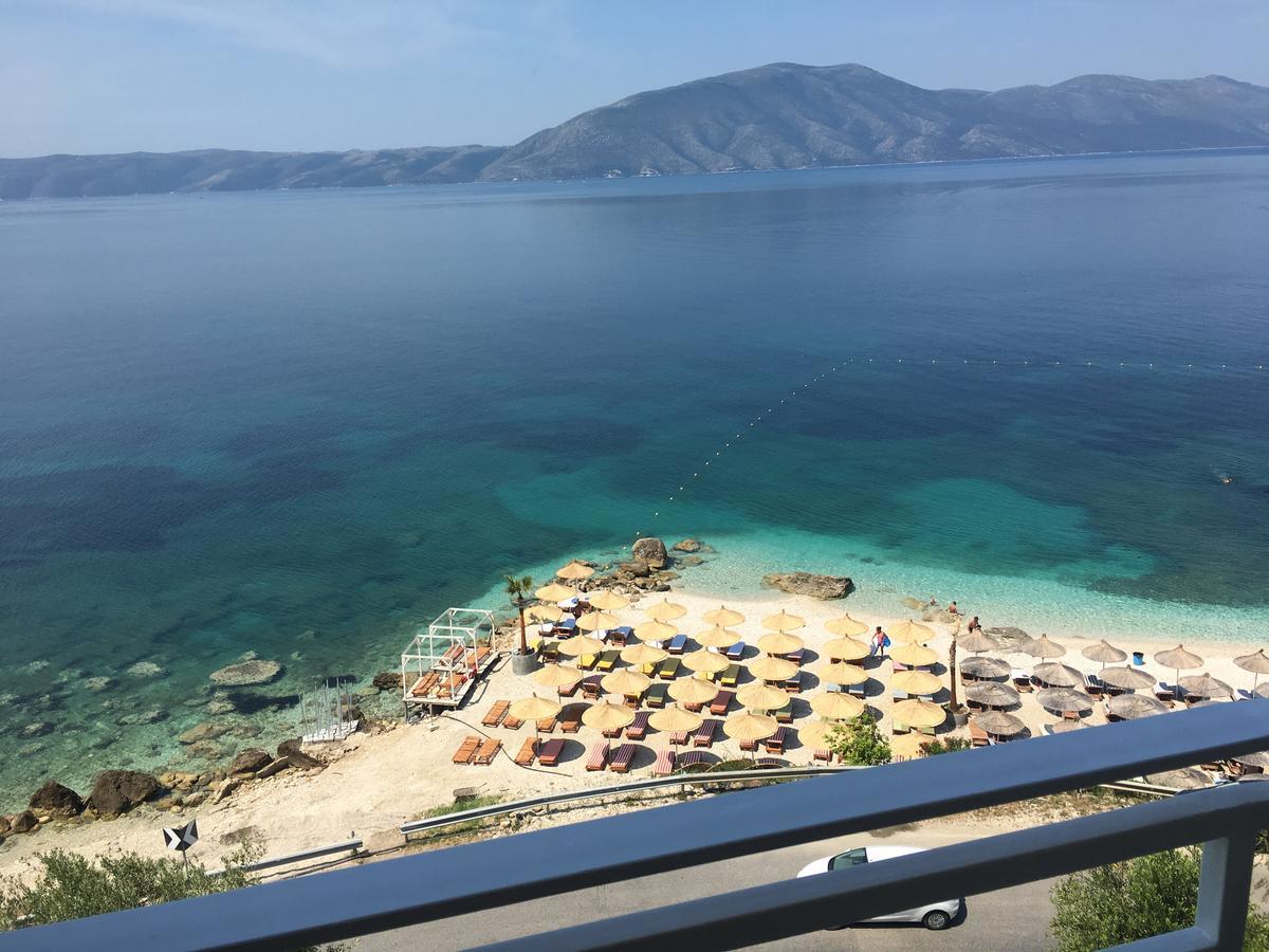 Envi Hotel Vlorë Eksteriør billede