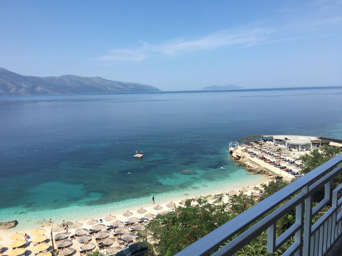 Envi Hotel Vlorë Eksteriør billede