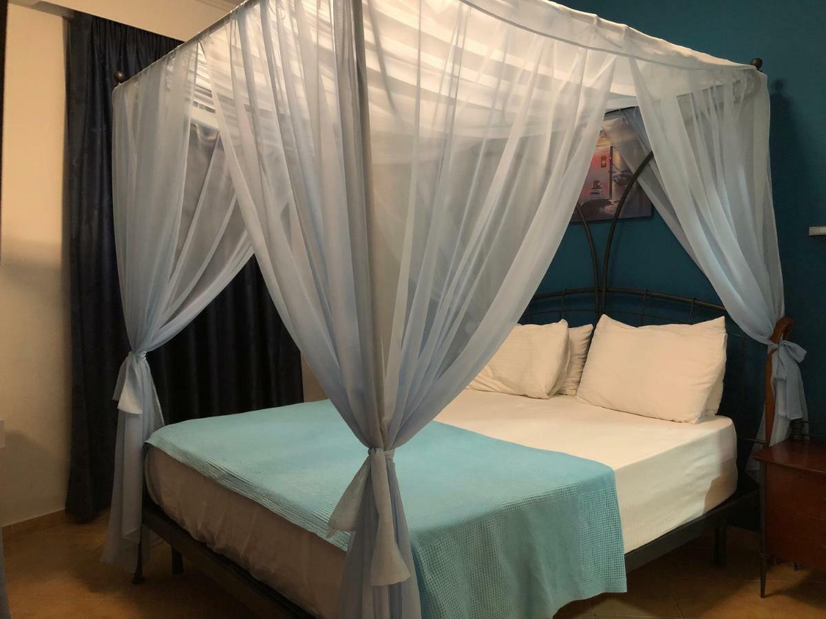 Envi Hotel Vlorë Eksteriør billede