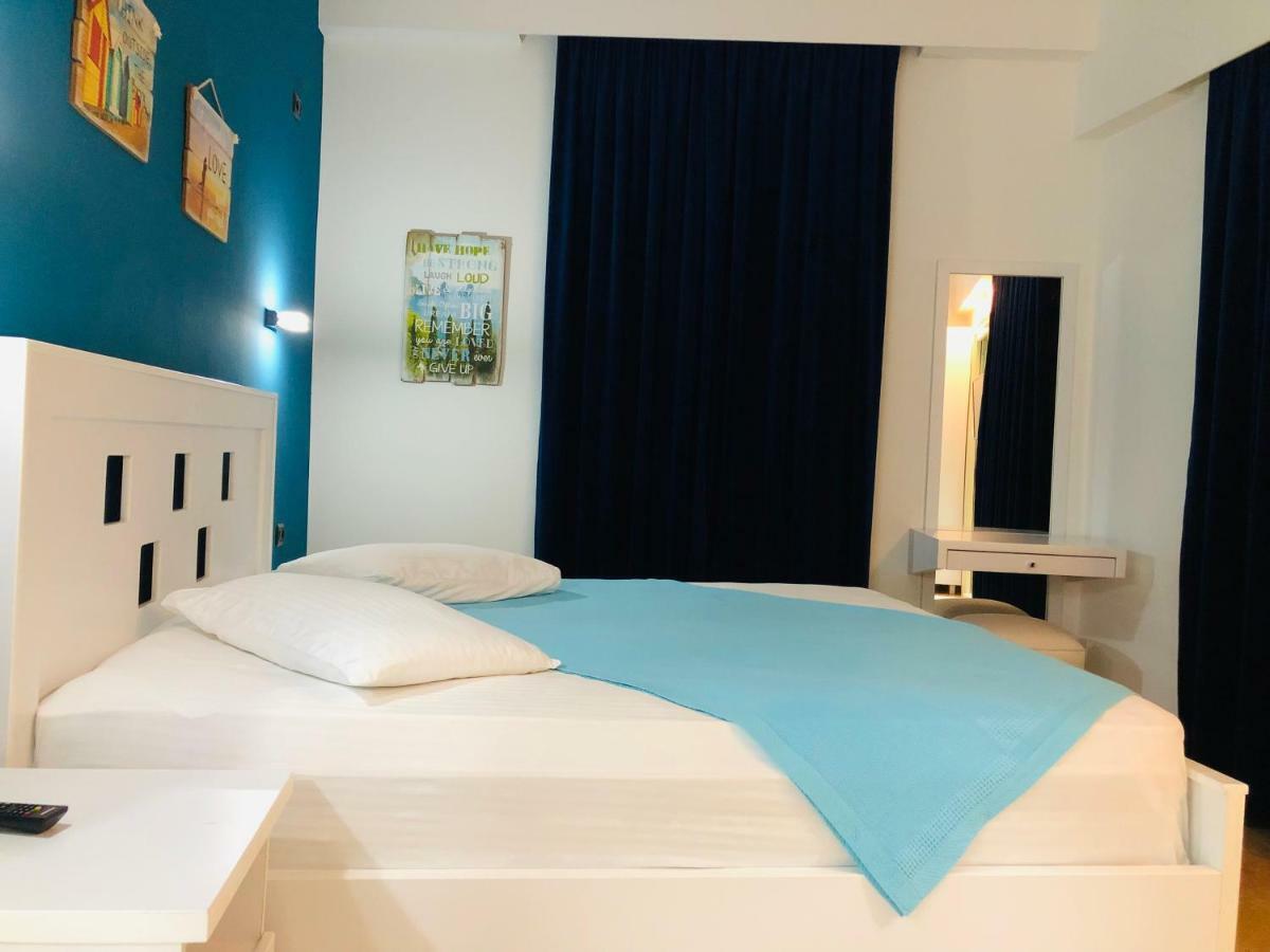 Envi Hotel Vlorë Eksteriør billede